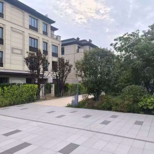 湛江 芝麻白与芝麻白搭配铺装，尺寸1200*600