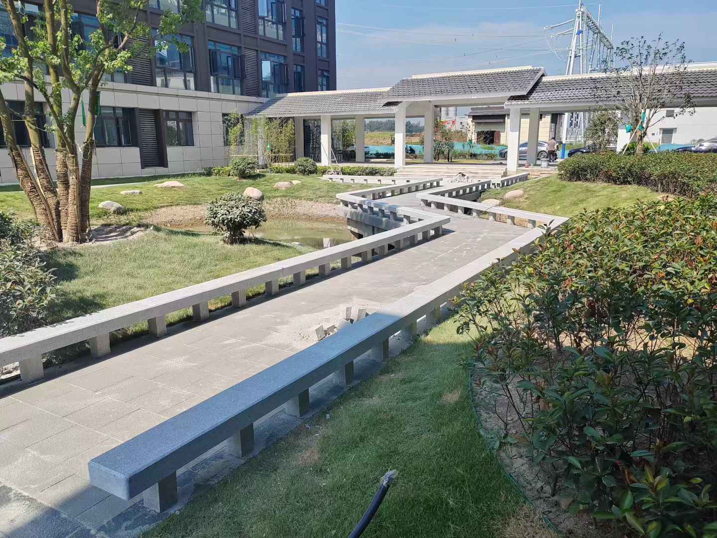 湛江 芝麻灰小区坐凳&栏杆安装效果