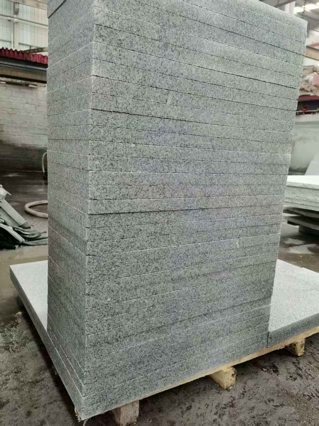 湛江 花岗岩 地铺成品300*600，尺寸标准、厚薄均匀